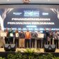 MOU-Kepala Kantor Wilayah (Kanwil) BPN Kepri, Nurus Sholichin, foto bersama seluruh Kepala Kantor Pertanahan se-Provinsi Kepulauan Riau dan para Pimpinan Cabang BRI, usai penandatanganan Perjanjian Kerja Sama (PKS). (Foto Humas).